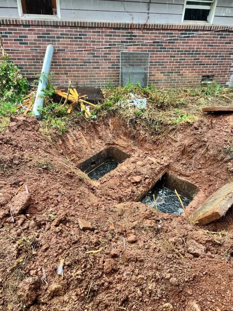 1000 GALLON SEPTIC TANK INSPECTION